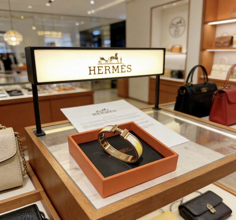 Hermes Bracelet  02yxs04